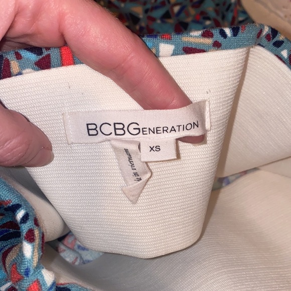 BCBG multicolor bodycon miniskirt - Picture 3 of 3